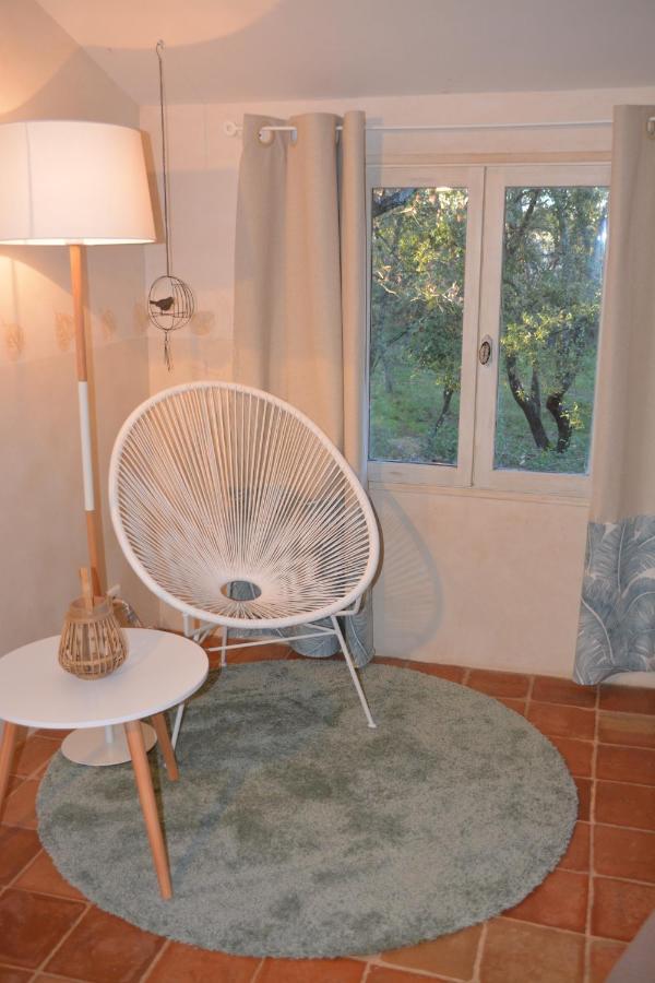 La Petite Sardine Bed and Breakfast Lirac Exterior foto